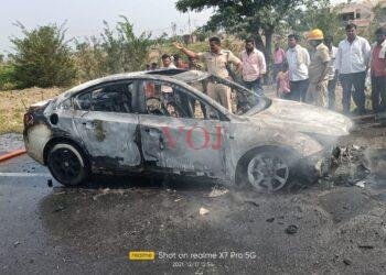 ಕಾರ್‌ನಲ್ಲಿ ಬೆಂಕಿ ಅವಘಡ, ಮೂವರು ಜಸ್ಟ್ ಪಾರು