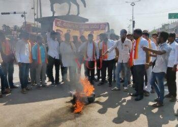 ಎಂಇಎಸ್, ಶಿವಸೇನೆ ನಿಷೇಧಿಸಬೇಕು.. ಶಿವು ಮಲಕಗೊಂಡ ಆಗ್ರಹ..