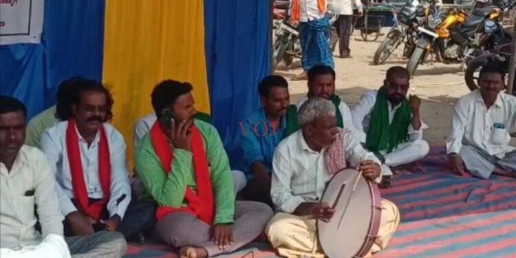 ಬೇಡಿಕೆಗಳು ಈಡೇರದೇ ಹೋದರೆ ಪಟ್ಟಣ ಪಂ.ಗೆ ಬೀಗ ಹಾಕುವ ಎಚ್ಚರಿಕೆ