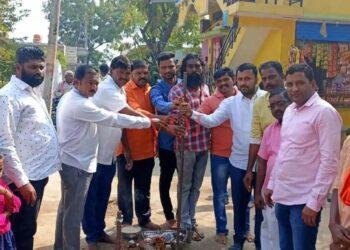 ಸಿಸಿ ರಸ್ತೆ ಕಾಮಗಾರಿಗೆ ಸೂಗನಗೌಡ ಚಾಲನೆ.