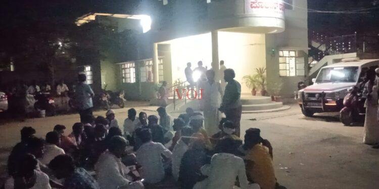 ಸಾಮಾಜಿಕ ಜಾಲತಾಣದಲ್ಲಿ ಶಾಸಕರಿಗೆ ಅವಾಚ್ಯ ಶಬ್ದಗಳಿಂದ ನಿಂದಿಸಿದ ಯುವಕ.