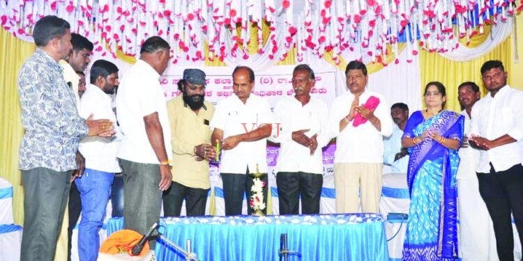 ಗಡಿನಾಡು ಸಾಂಸ್ಕೃತಿಕ ಉತ್ಸವ.