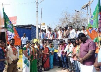 ಕಾಂಗ್ರೆಸ್ ಸಂಸದ ಡಿ ಕೆ ಸುರೇಶ್ ವಿರುದ್ಧ ಬಿಜೆಪಿ ಪ್ರತಿಭಟನೆ