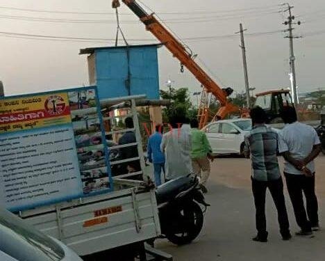 ಅನಧಿಕೃತ ಶೆಡ್ ತೆರವುಗೊಳಿಸಿದ ಜೆಸ್ಕಾಂ ಇಲಾಖೆ