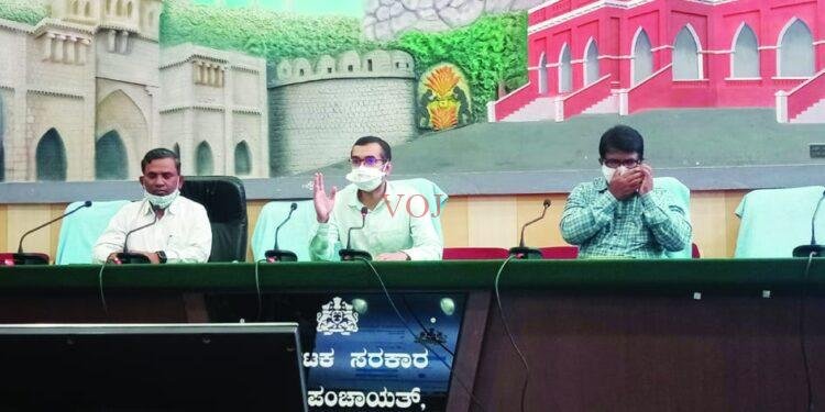 ಕೊರೋನಾ ಮೂರನೇ ಅಲೆ ಗಂಭೀರವಾಗಿ ತೆಗೆದುಕೊಳ್ಳಲು ಡಿಸಿ ಸೂಚನೆ: