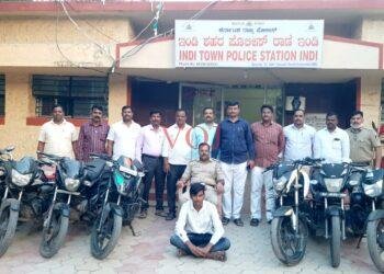 ಪೊಲೀಸರ ತಪಾಸಣೆ ವೇಳೆ ಸಿಕ್ಕಿಬಿದ್ದ ಬೈಕ್ ಕಳ್ಳ: