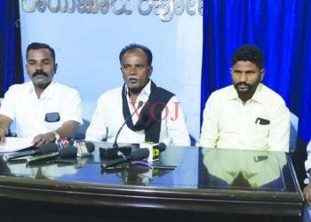 ಭೂ ಮತ್ತು ಗಣಿ ವಿಜ್ಞಾನಿ ಅಧಿಕಾರಿ ವಿಶ್ವನಾಥ್ ವಿರುದ್ಧ ದೂರು