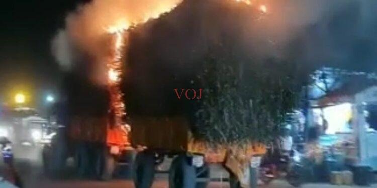 ಚಾಲಕನ ಸಮಯ ಪ್ರಜ್ಞೆಯಿಂದ ತಪ್ಪಿದ ಬಾರಿ ಅನಾಹುತ..