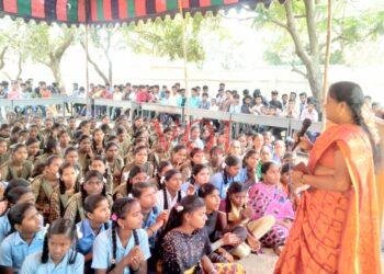 ಭಾವುಕ ಕ್ಷಣಕ್ಕೆ ಸಾಕ್ಷಿಯಾದ ಶಾಲೆ: