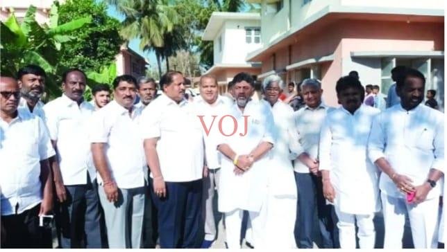 ಮೇಕೆದಾಟು ಪಾದಯಾತ್ರೆಯಲ್ಲಿ ಪಾಲ್ಗೊಂಡ ರಾಯಚೂರು ಜಿಲ್ಲಾ ಕಾಂಗ್ರೆಸ್ ಸಮಿತಿ ಮುಖಂಡರು: