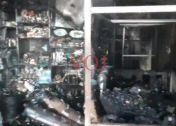 ಶಾರ್ಟ್ ಸರ್ಕ್ಯೂಟ್ನಿಂದ ಎಲೆಕ್ಟ್ರಾನಿಕ್ ಅಂಗಡಿಗೆ ಬೆಂಕಿ: