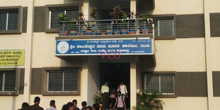 ನಿಂಬೆನಾಡಿನಲ್ಲೂ ಹಿಜಾಬ್ v/s ಕೇಸರಿ ಶಾಲು..