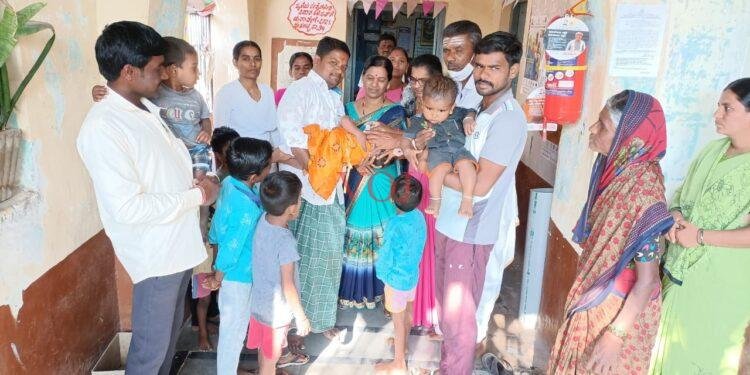 ಪಲ್ಸ್ ಪೋಲಿಯೋ ಹಾಕಿ ಸದೃಢ ಮಕ್ಕಳನ್ನ ಬೆಳೆಸಿ  ಅಧ್ಯಕ್ಷ ಆದಪ್ಪ ಮೇಟಿ