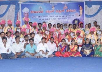 ಹಳೆ ವಿದ್ಯಾರ್ಥಿಗಳ ಬಳಗದಿಂದ ಗುರುವಂದನಾ ಕಾರ್ಯಕ್ರಮ: