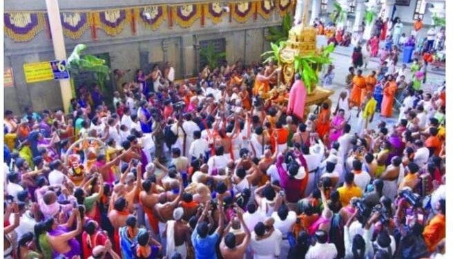 ವಿಜೃಂಬಣೆಯಿಂದ ಜರುಗಿದ ರಾಘವೇಂದ್ರ ಸ್ವಾಮಿಗಳ 427ನೇ ವರ್ಧಂತಿ ಉತ್ಸವ: