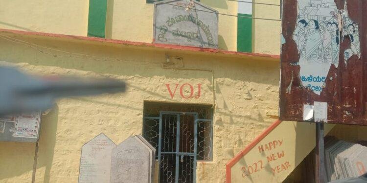 ಮೆಟ್ಲಿಂಗ್ ರಸ್ತೆ ಹಾಗೂ ಸಿಡಿ ಕಾಮಗಾರಿ ಕಳಪೆ; ಗಂಭೀರ ಆರೋಪ: