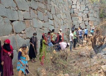 ಅಡ್ವಾನ್ಸ್ ಟೆಕ್ನಾಲಜಿ ಕಂಪ್ಯೂಟರ್ ಎಜುಕೇಷನ್ ಸೆಂಟರ್ ವತಿಯಿಂದ ಕೋಟೆ ಸ್ವಚ್ಛತಾ ಅಭಿಯಾನ.