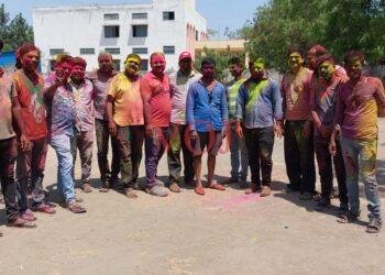 ಮಾಧ್ಯಮ ಮಿತ್ರರಿಂದ ಹೋಳಿ ಆಚರಣೆ: