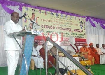 ನಡೆ ನುಡಿಗಳನ್ನು ಒಂದಾಗಿಸಿಕೊಂಡು ಜೀವನ ನಡೆಸಬೇಕು-ಮಾನಪ್ಪ ವಜ್ಜಲ್: