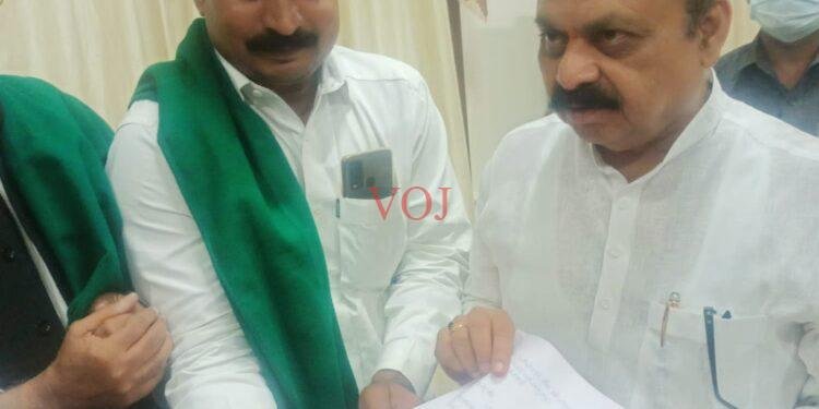 ಕಬ್ಬು ಬೆಳೆಗಾರರ ಸಂಘದಿಂದ ಸಿಎಂ ಗೆ ಮನವಿ..