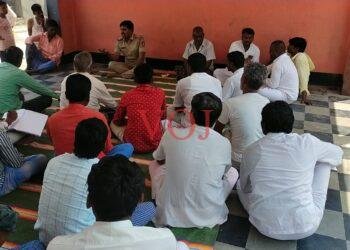 ಕಾನೂನು ಸುವ್ಯವಸ್ಥೆ ಕಾಪಾಡಲು ಹಳ್ಳಿಗಳತ್ತ ಪೊಲೀಸ್ ಅಧಿಕಾರಿಗಳು: