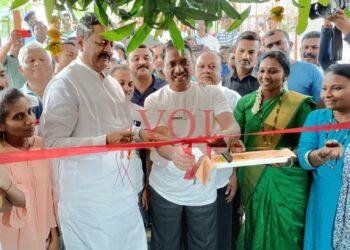 ಈಜುಕೊಳ ಉದ್ಘಾಟನೆ: ಈಜುವ ಮೂಲಕ ಈಜುಪಟುಗಳಿಗೆ ಶಾಸಕರಿಂದ ಪ್ರೋತ್ಸಾಹ