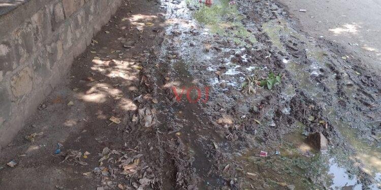 ಕಳೆದ ಒಂದು ವಾರದಿಂದ ಕುಡಿಯುವ ನೀರು ಪೋಲು: