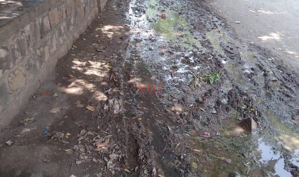 ಕಳೆದ ಒಂದು ವಾರದಿಂದ ಕುಡಿಯುವ ನೀರು ಪೋಲು: