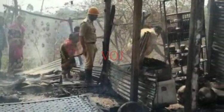 ಆಕಸ್ಮಿಕವಾಗಿ ಗುಡಿಸಲಕ್ಕೆ ಬೆಂಕಿ ತಗುಲಿ ಗುಡಿಸಿಲು ಭಸ್ಮ !