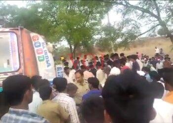 ಬೆಳ್ಳಂಬೆಳಿಗ್ಗೆ ಜವರಾಯನ ಅಟ್ಟಹಾಸ ಸ್ಥಳದಲ್ಲೇ ಅಪ್ಪ – ಮಗನ ದಾರಣ ಸಾವು..!