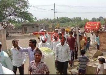 ಶ್ರೀ ಅಮೋಘ ಸಿದ್ಧೇಶ್ವರ ಮೂರ್ತಿ ಪ್ರತಿಷ್ಠಾಪನೆ ಹಾಗೂ ಕಳಸಾರೋಹಣ ಕಾರ್ಯಕ್ರಮ…