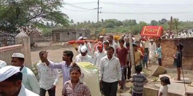 ಶ್ರೀ ಅಮೋಘ ಸಿದ್ಧೇಶ್ವರ ಮೂರ್ತಿ ಪ್ರತಿಷ್ಠಾಪನೆ ಹಾಗೂ ಕಳಸಾರೋಹಣ ಕಾರ್ಯಕ್ರಮ…