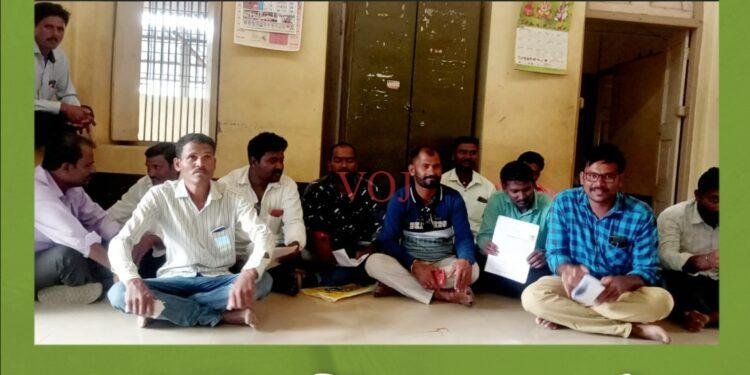 ಸಾವಳಗಿ ನಾಡ ಕಚೇರಿಯ ಅಧಿಕಾರಿಗಳ ವಿರುದ್ಧ ಆಕ್ರೋಶ..!