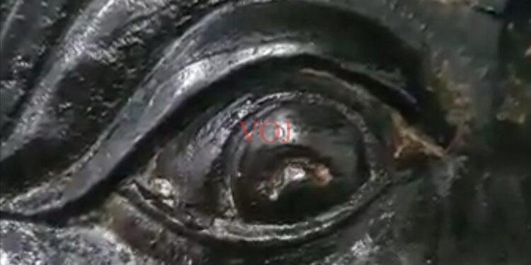 ಹನುಮಾನ್ ಮೂರ್ತಿ ಕಣ್ಣಿನಲ್ಲಿ ಹನಿ ಹನಿ ನೀರು; ಸೋಶಿಯಲ್ ಮೀಡಿಯಾದಲ್ಲಿ ವೈರಲ್: