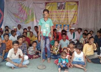 60 ನೇ ದಿನಕ್ಕೆ ಕಾಲಿಟ್ಟ ಗುತ್ತಿ ಬಸವಣ್ಣ ಹೋರಾಟಕ್ಕೆ ತಾಂಬಾ ಗ್ರಾಮದ ಮಕ್ಕಳು ಸಾತ್..!