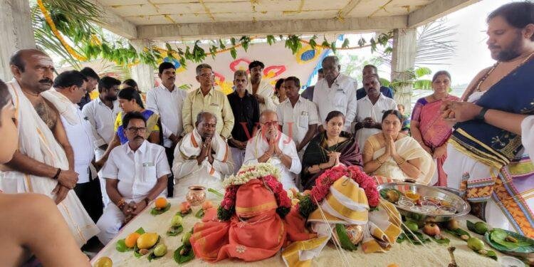 ತುಂಗಭದ್ರಾ ನದಿಯ ದಡದಲ್ಲಿ ಶಿವನ ದೇವಸ್ಥಾನ ನಿರ್ಮಾಣ..