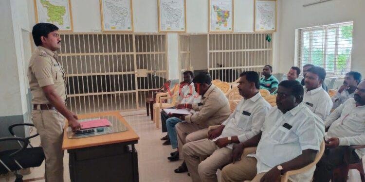 ಧಾರ್ಮಿಕ ವಿಚಾರದಲ್ಲಿ ಕಾನೂನು ಮೀರಿದರೆ ಕ್ರಮ ಪಿಎಸ್ಐ ಡಂಬಳ್: