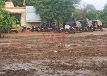 ಹಿರೇಮಸಳಿ ಬಸ್ ನಿಲ್ದಾಣ ಕೆಸರಿನ ಗದ್ದೆಯಾಗಿದೆ..!