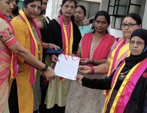 ಸ್ತ್ರೀ ಶಕ್ತಿ ಒಕ್ಕೂಟದ ಅಧ್ಯಕ್ಷರ ಹಾಗೂ ಪದಾಧಿಕಾರಿಗಳ ಬದಲಾವಣೆಗೆ ಆಗ್ರಹಿಸಿ ಮನವಿ: