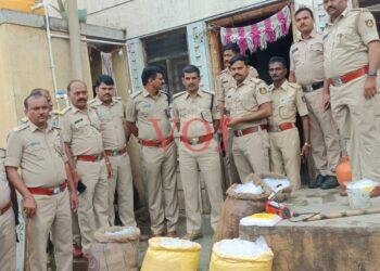 ಕಳ್ಳಬಟ್ಟಿ ಸಾರಾಯಿ ಅಡ್ಡೆಯ ಮೇಲೆ ಅಬಕಾರಿ ಪೊಲೀಸ ದಾಳಿ..