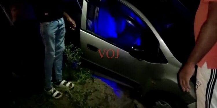 ಕುಡಿದ ನಶೆಯಲ್ಲಿ ಚಾಲಕನ ನಿಯಂತ್ರಣ ತಪ್ಪಿ ಕಾರ್ ಚರಂಡಿಗೆ..!