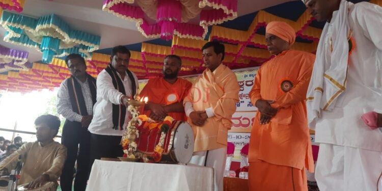 ಭಾರತೀಯ ಸಂಸ್ಕೃತಿಗೆ ಹಾಲುಮತಸ್ಥರ ಅಪಾರ ಕೊಡುಗೆ : ಬಿ.ಡಿ.ಪಾಟೀಲ..