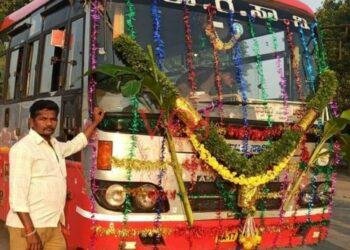 ಕೆಎಸ್ಆರ್‌‌ಟಿಸಿ ನೌಕರ ಕೆನ್ನಾಲಿಗೆ ಹಾರಿ ಆತ್ಮಹತ್ಯೆ..!