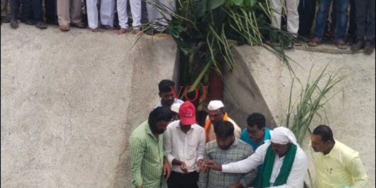 ತಿಡಗುಂದಿ ಬ್ರ್ಯಾಂಚ್ ಕಾಲುವೆಗೆ ಜೆಡಿಎಸ್ ಕಾರ್ಯಕರ್ತರಿಂದ ಬಾಗಿನ ಅರ್ಪಣೆ..