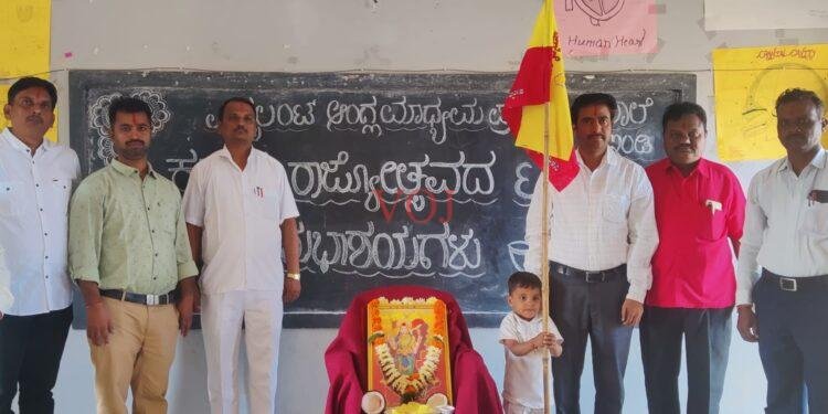 ಕೇಂದ್ರದ ಎಲ್ಲಾ ಸ್ಪರ್ಧಾತ್ಮಕ ಪರೀಕ್ಷೆಗಳು ಕನ್ನಡ ಭಾಷೆಯಲ್ಲಿ ಬರೆಯುವಂತೆ ಆಗಬೇಕು : ಸಂತೋಷ ಕೆಂಬೋಗಿ