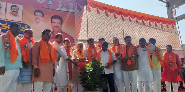 ಹಿಂದು ನಮ್ಮ ಸಂಸ್ಕೃತಿ.. ಗೂಗಲ್ ಸರ್ಚ್ ಬೇಡ.. ಸಾಹುಕಾರ್ ವಿರುದ್ಧ ಅರುಣ್ ಸಿಂಗ್ ವಾಗ್ದಾಳಿ