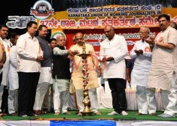 ನಾಡದೊರೆ ಎನ್ನುವುದಕ್ಕೆ ಬ್ರೇಕ್ ಹಾಕಿ..ಸಿ ಎಮ್ ಬಸವರಾಜ ಬೊಮ್ಮಾಯಿ..