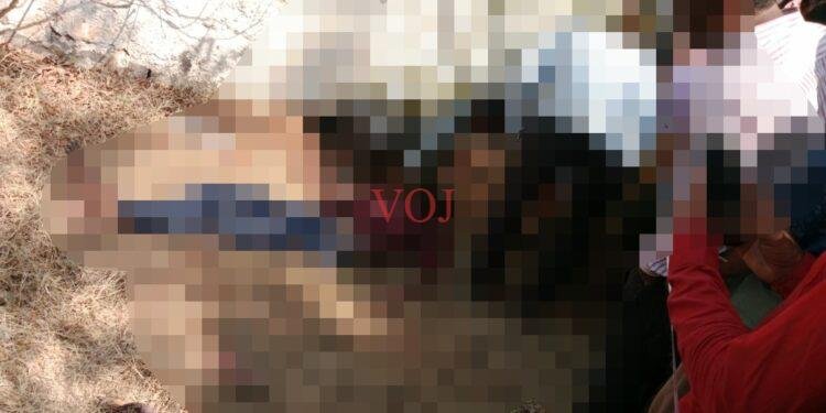 ವಸತಿನಿಲಯ ಪಕ್ಕ ಯುವಕನ ಶವ ಪತ್ತೆ..!