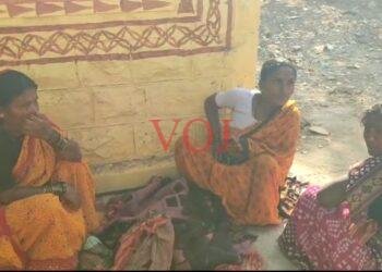 ಆಸ್ಪತ್ರೆ ಎದುರೆ ಹೆರಿಗೆ..ಬಾಣಂತಿ ನರಳಾಟ..!