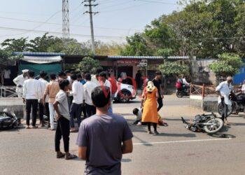 ಎರಡು ಬೈಕ್ ಗಳ ನಡುವೆ ಅಪಘಾತದಲ್ಲಿ ಮೂವರು ಗಾಯ..!